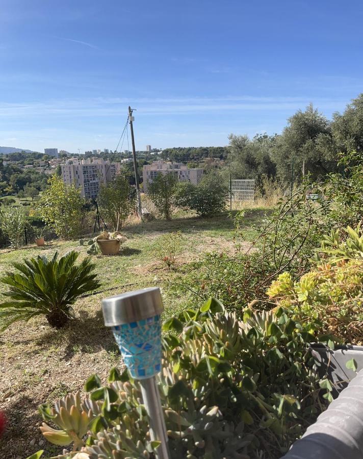 Charme Et Calme Lejlighed Marseille Eksteriør billede